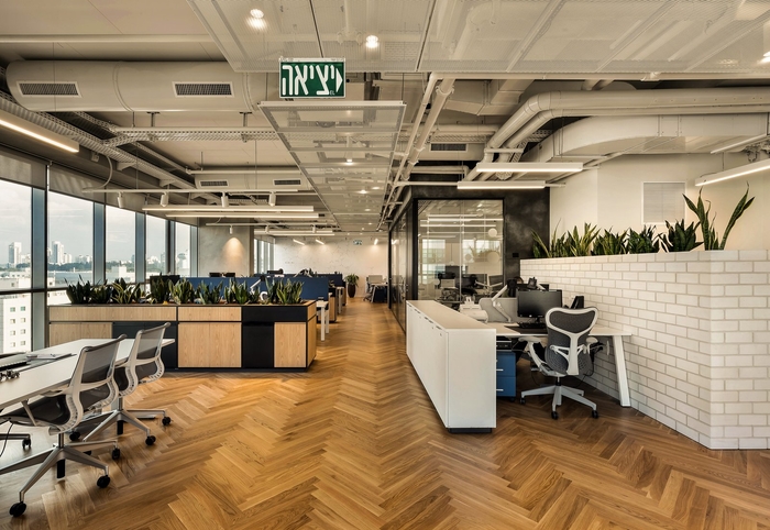 工業(yè)風(fēng)辦公室設(shè)計(jì)并不冷血