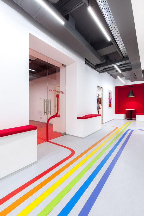 學(xué)校辦公室設(shè)計中的彩虹世界