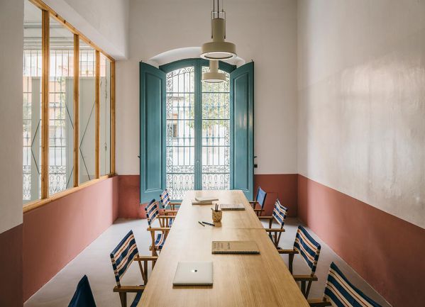 辦公室設(shè)計應(yīng)該怎么選擇