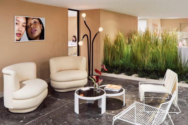 時(shí)尚辦公室設(shè)計(jì)的美妝品牌公司