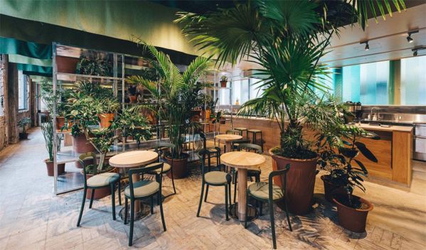 舊銀行辦公室設(shè)計改造的K5酒店